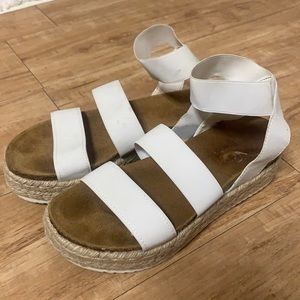COPY - Steve Madden Kimmie White Platform Sandles